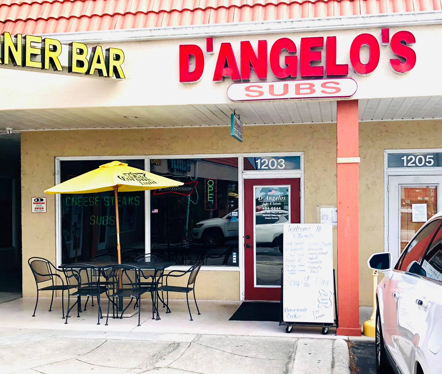 D'Angelo's Subs & Salads