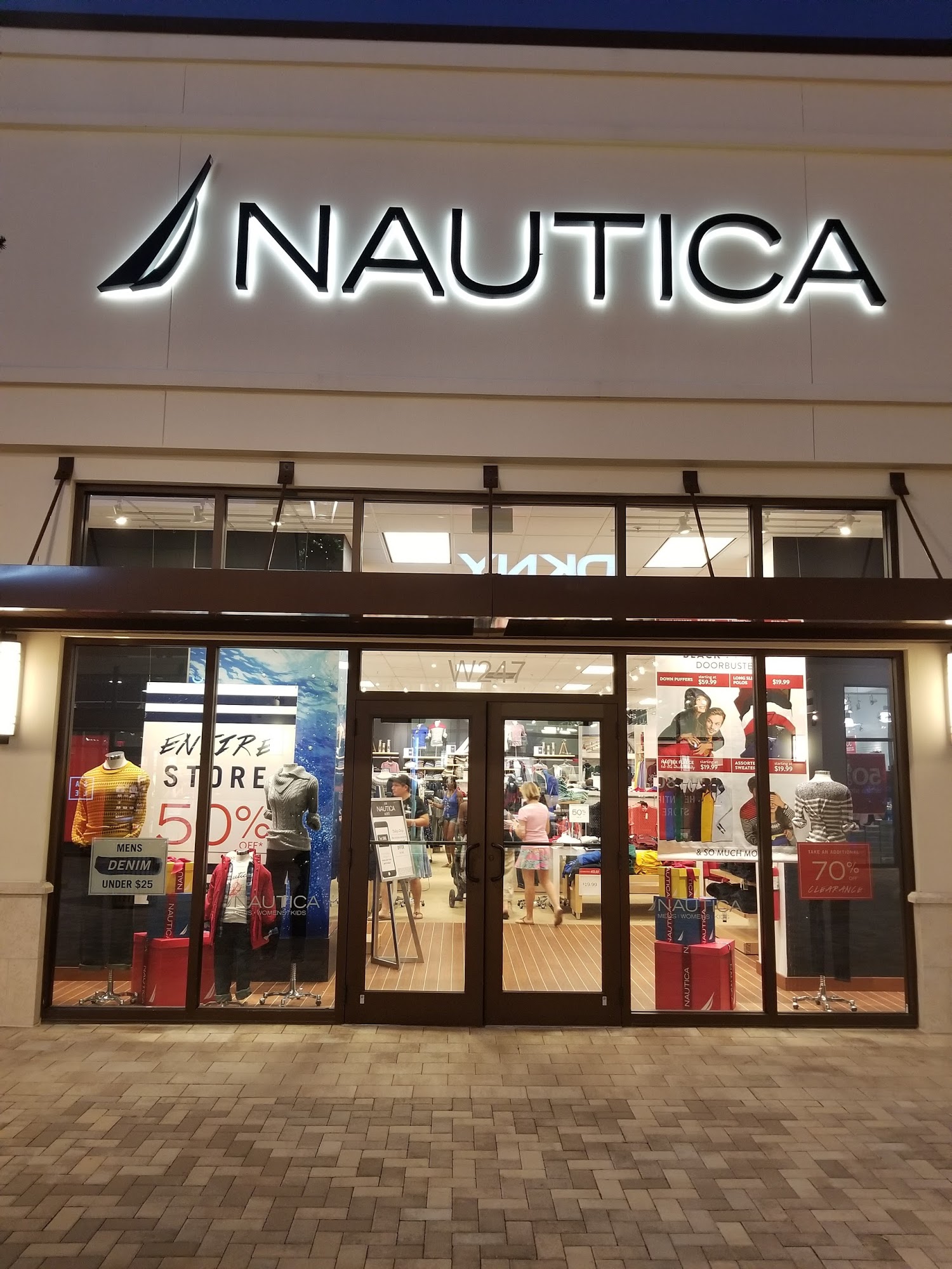 Nautica