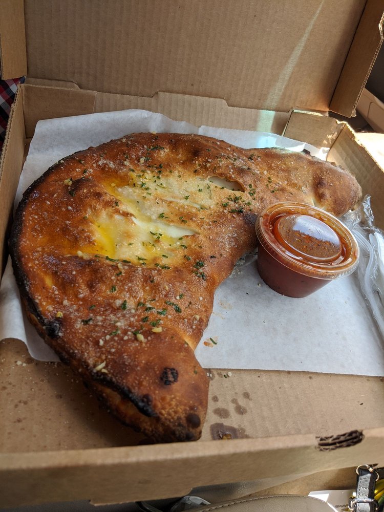 De Pietros Pizzeria 2550 Okeechobee Blvd g3, West Palm Beach