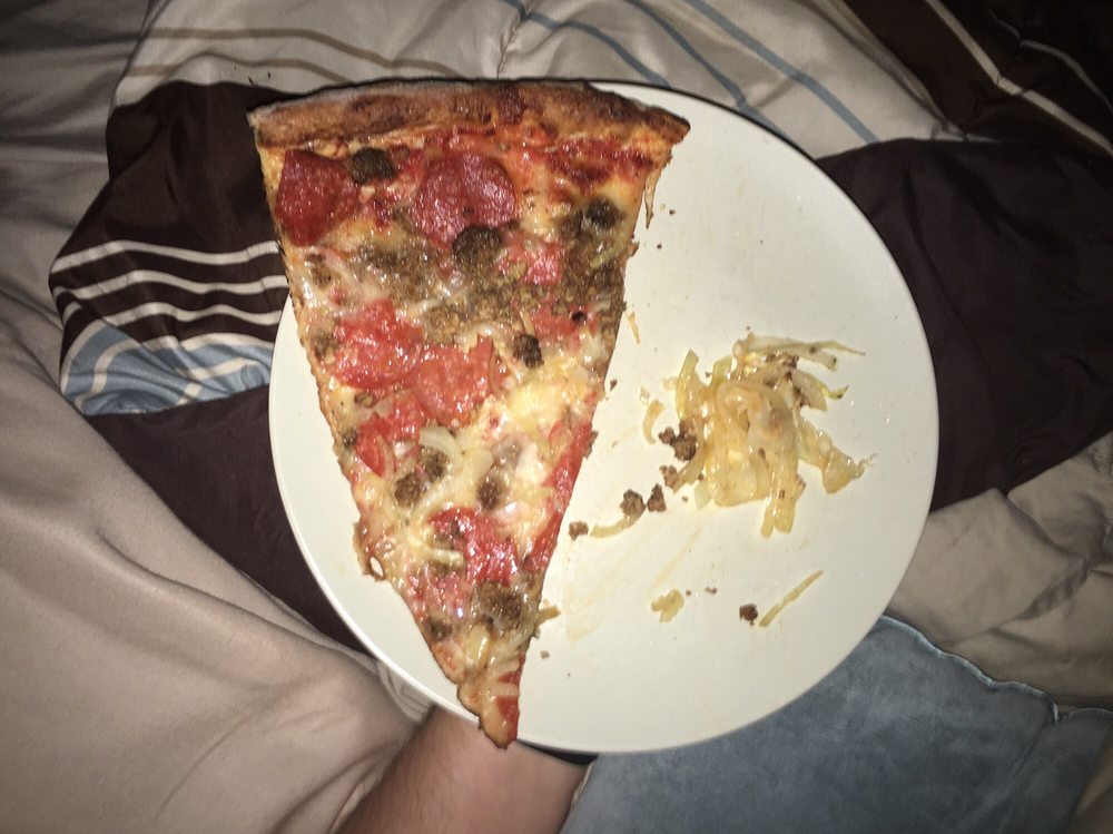 Topping's Pizza 2904 N Andrews Ave, Wilton Manors