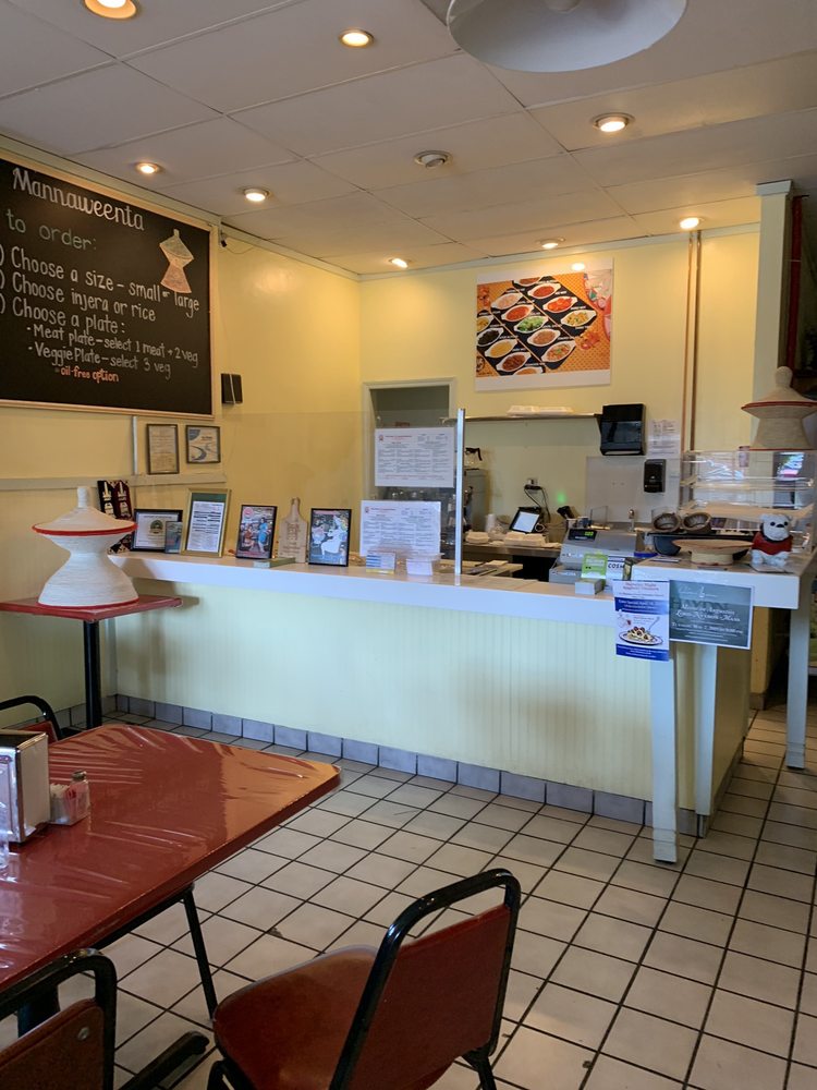 Mannaweenta Restaurant 1055 Gaines School Rd #107, Athens