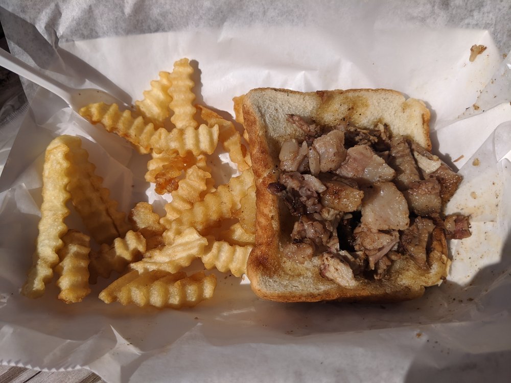 Butt Hutt BBQ 480 Macon Hwy, Athens