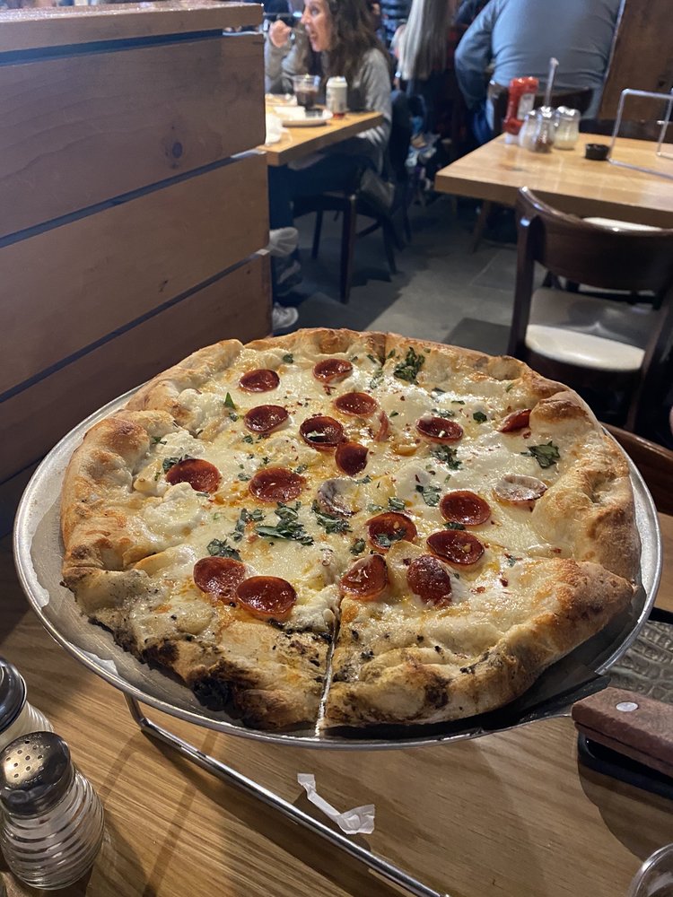 Max's Coal Oven Pizzeria 300 Marietta St NW, Atlanta