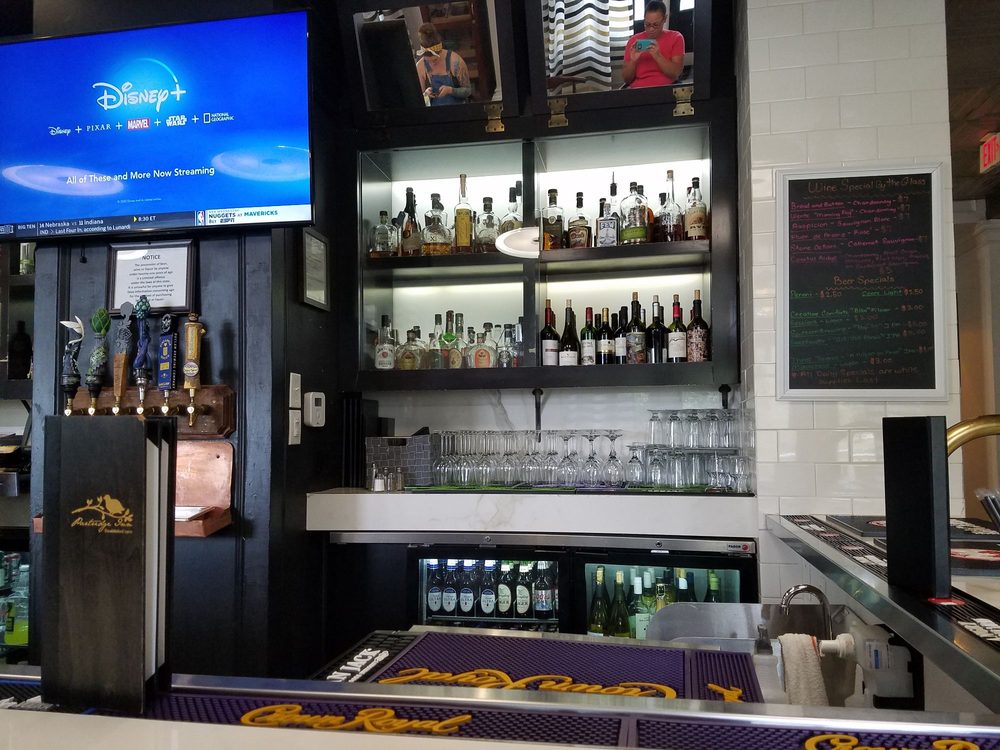 P I Bar & Grill 2110 Walton Way, Augusta