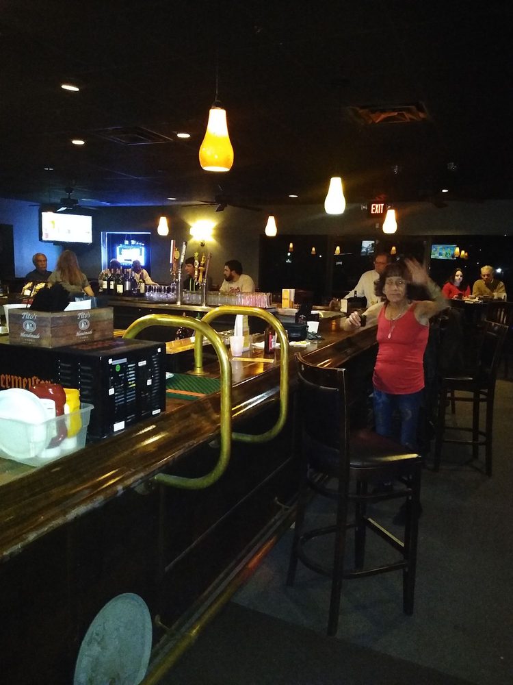 Shannon's Augusta 300 Shartom Dr, Augusta