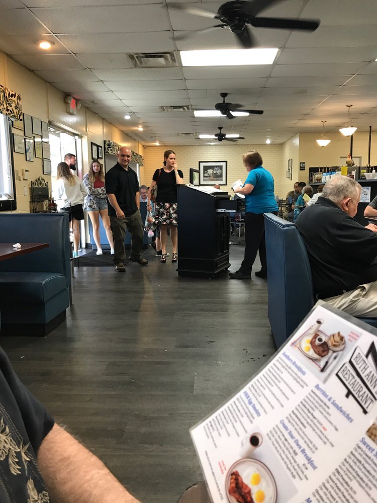 Ruth Ann's Restaurant 941 Veterans Pkwy, Columbus