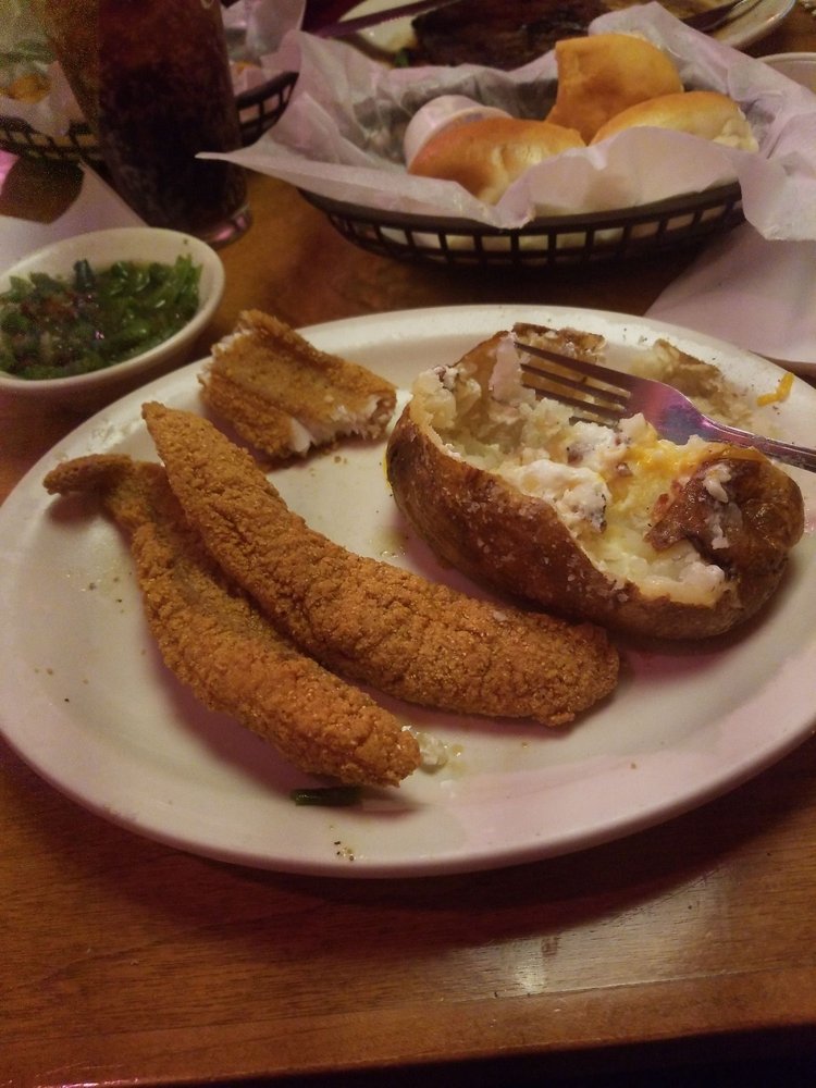 Texas Roadhouse 2970 N Lake Pkwy, Columbus