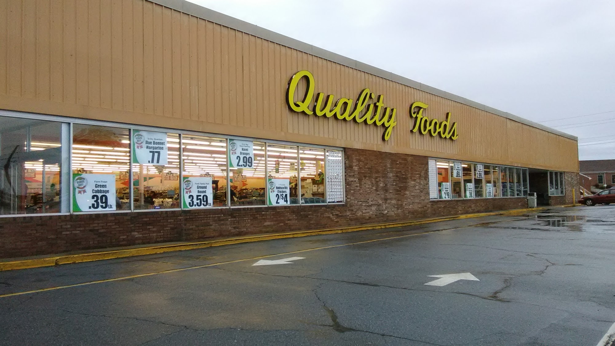 Quality Foods Shopping Center