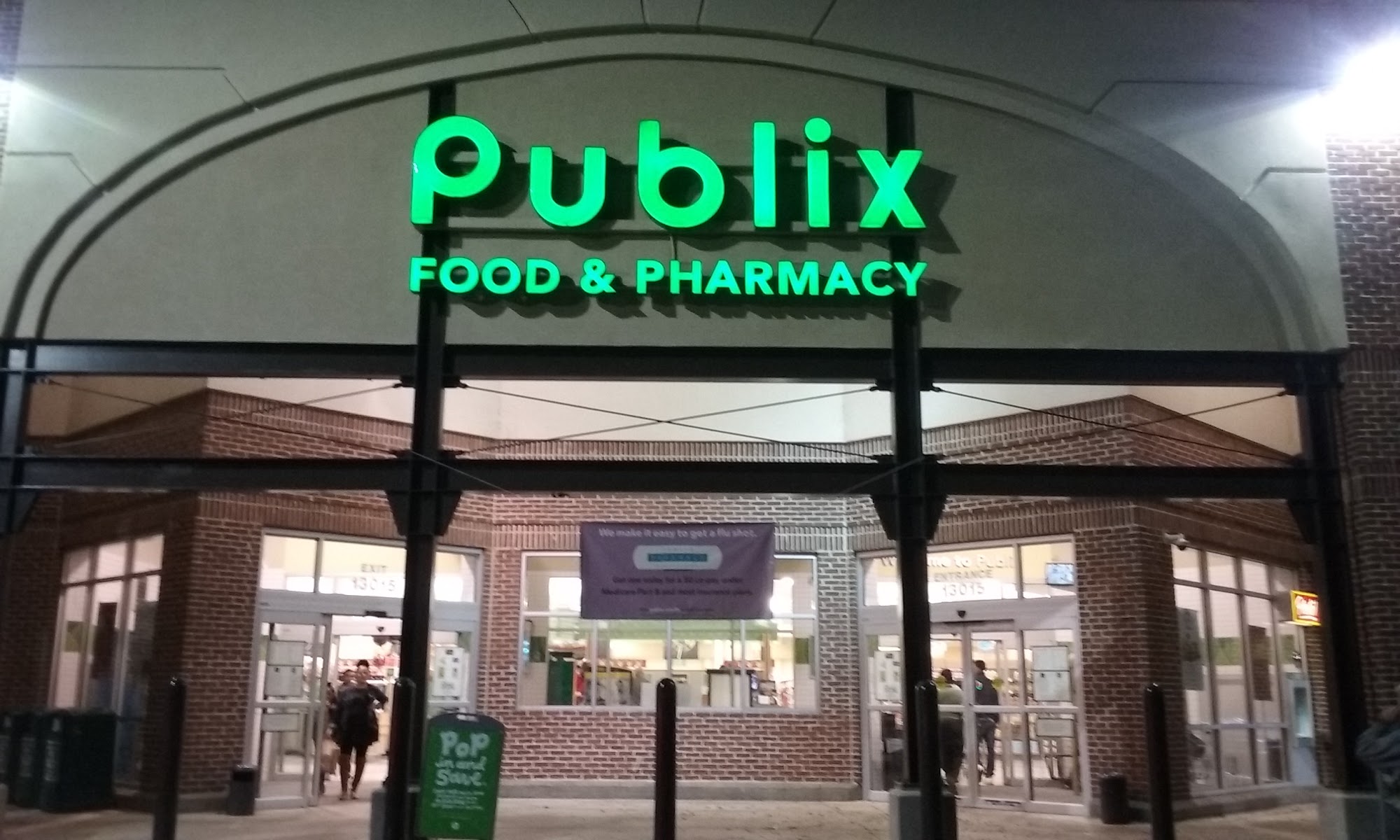 Publix Super Market at Salem Road Station