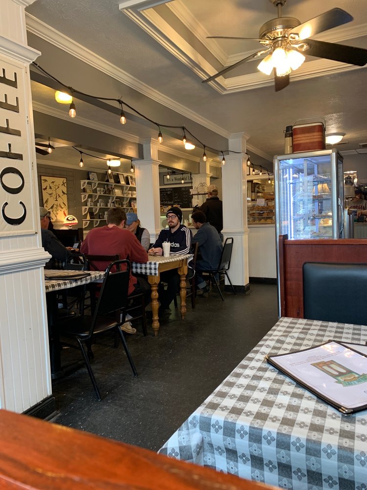 Dahlonega, GA Restaurants Open for Takeout, Curbside Service and/or