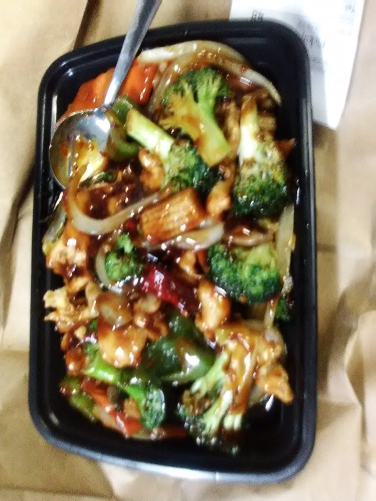 Magic Wok Chinese Restaurant 340 Walmart Way # E, Dahlonega