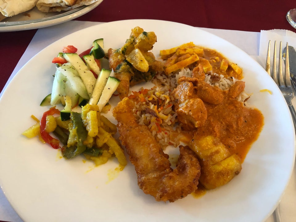 Poona Indian Restaurant 3665 Club Dr, Duluth