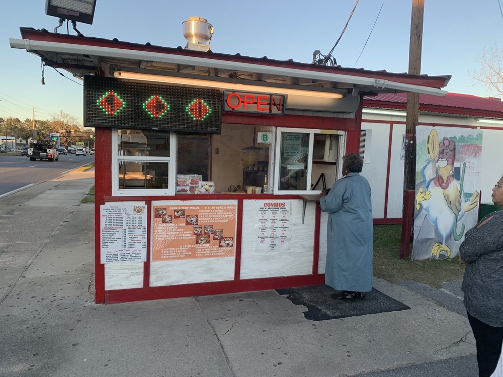 The Hen House Chix'n 125 S Veterans Blvd, Glennville