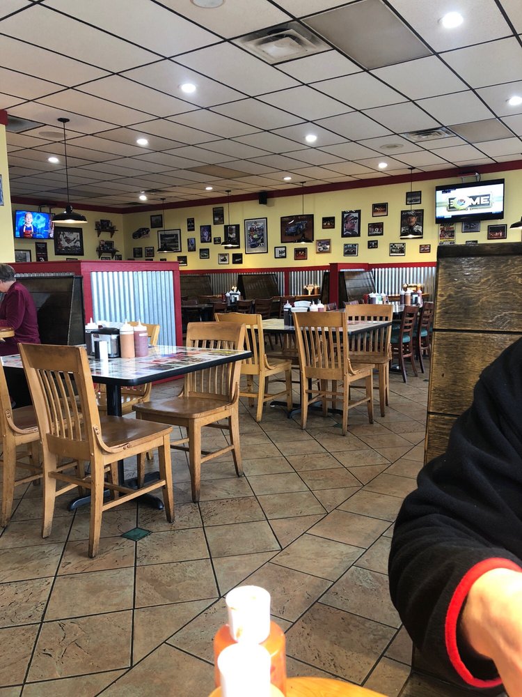 Hiram, GA Restaurants Open for Takeout, Curbside Service and/or