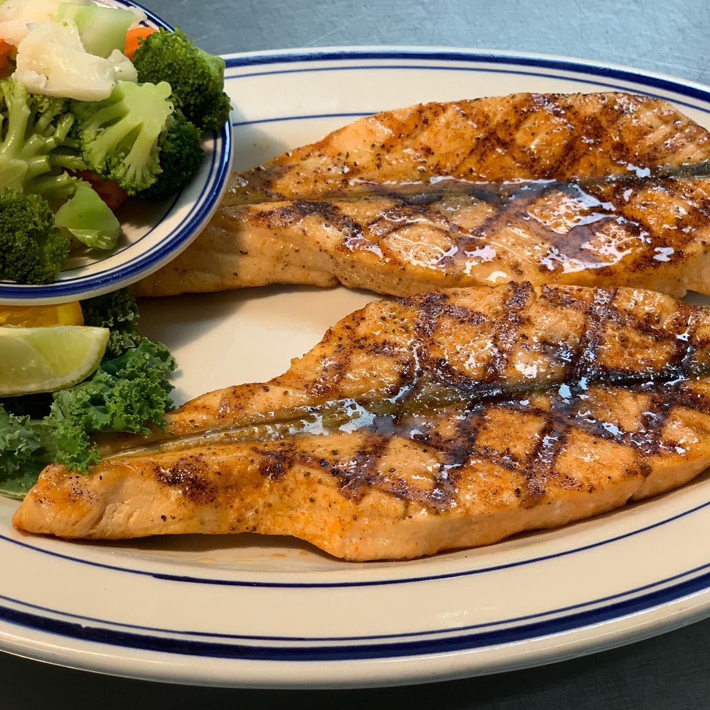 Bay Breeze Seafood 4300 Stone Mountain Hwy, Lilburn