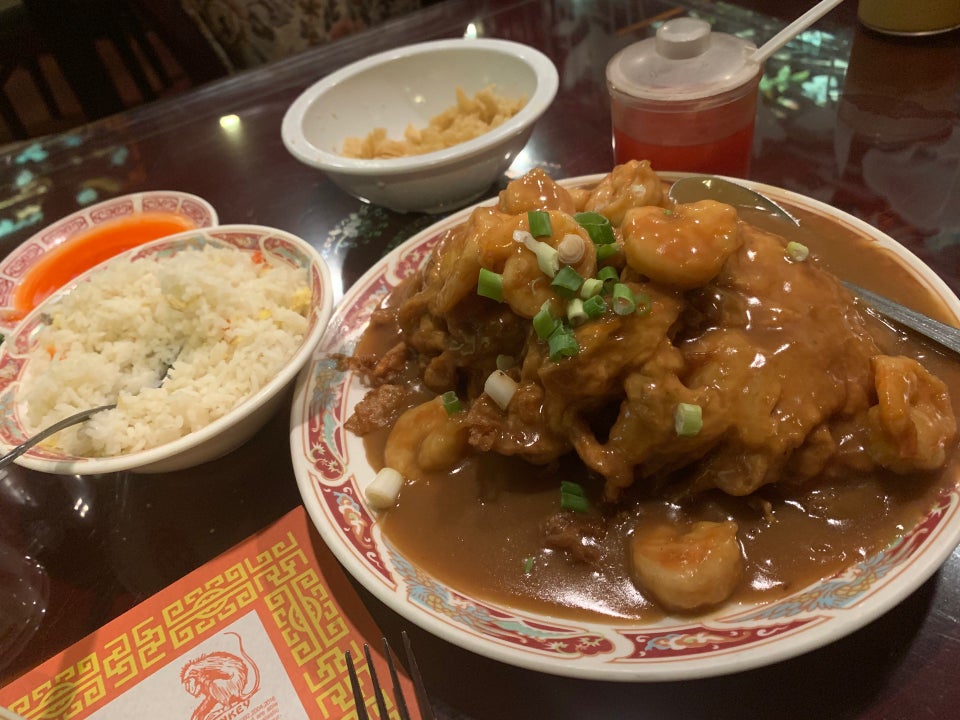 Mandarin Chinese Restaurant 3086 Riverside Dr #2512, Macon