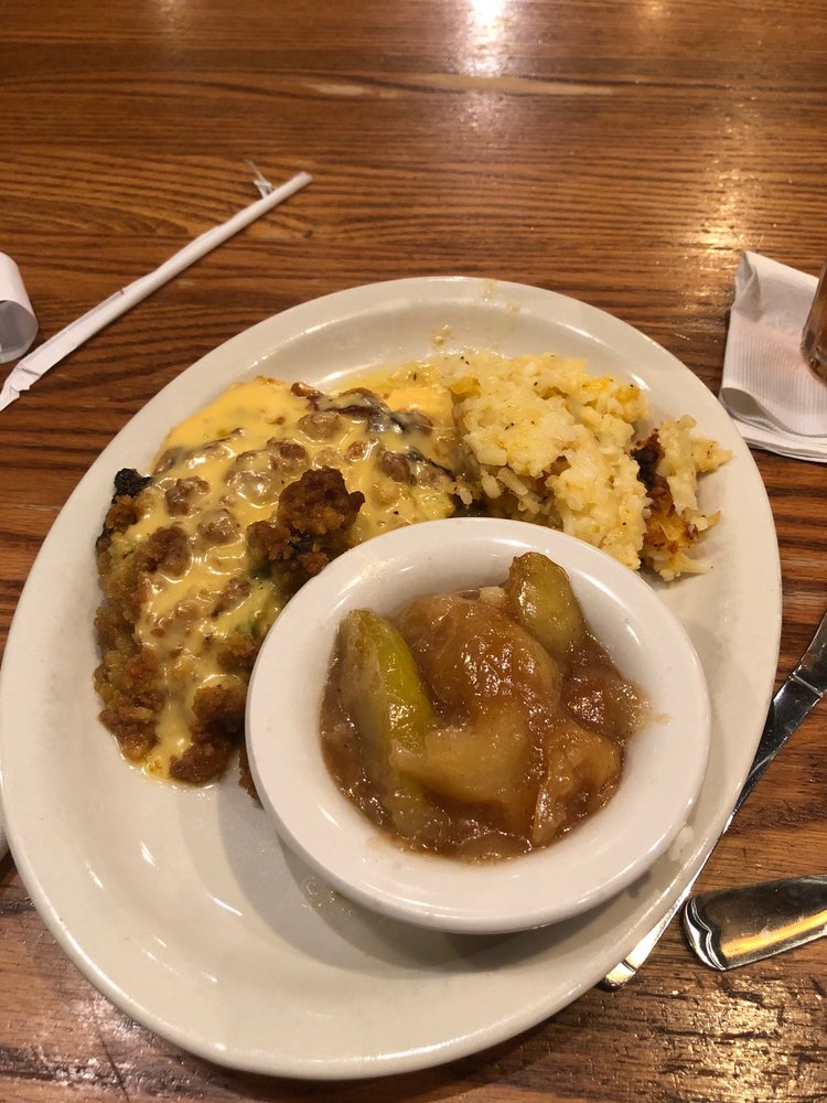 Cracker Barrel Old Country Store 5000 Eisenhower Pkwy, Macon