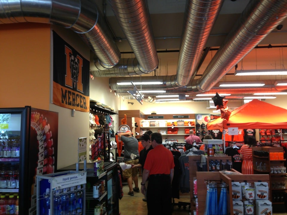Barnes & Noble Macon