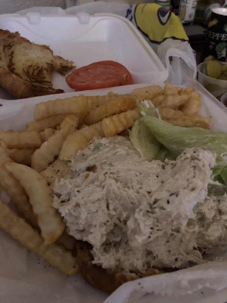 Brewster's Neighborhood Grille 3595 Canton Rd #326, Marietta