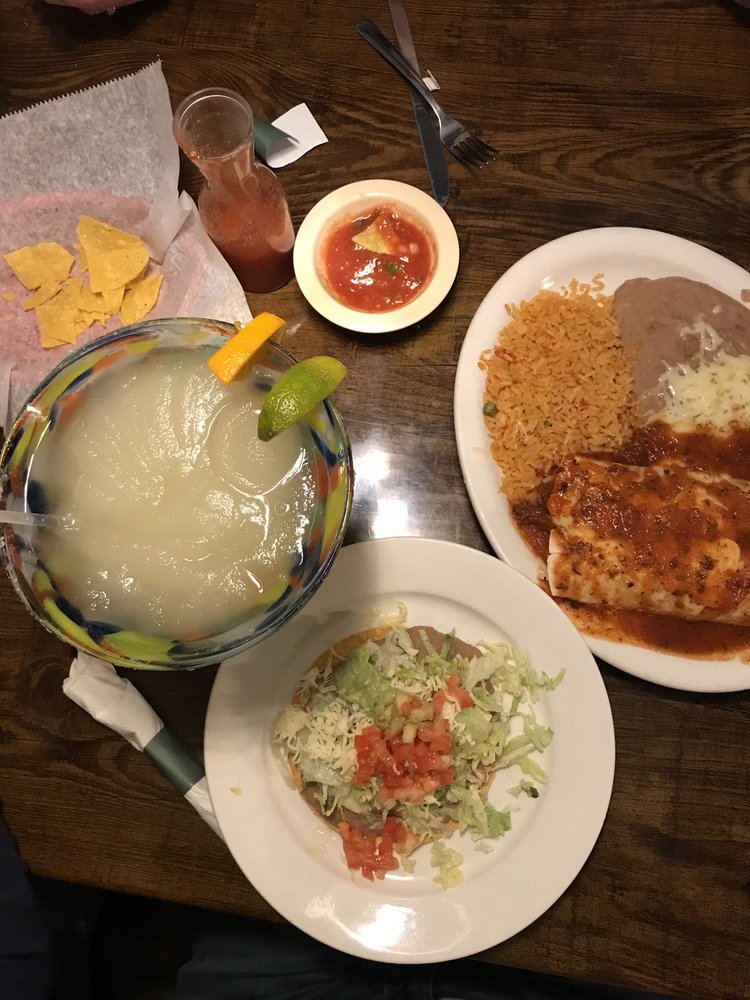 Hidalgos Bar and Grill 3600 Dallas Hwy, Marietta
