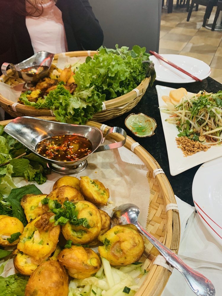 Em Kitchen Asian Cuisine 4400 Roswell Rd Ste#154, Marietta