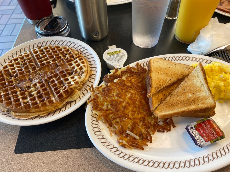 Waffle House 2720 Sandy Plains Rd, Marietta
