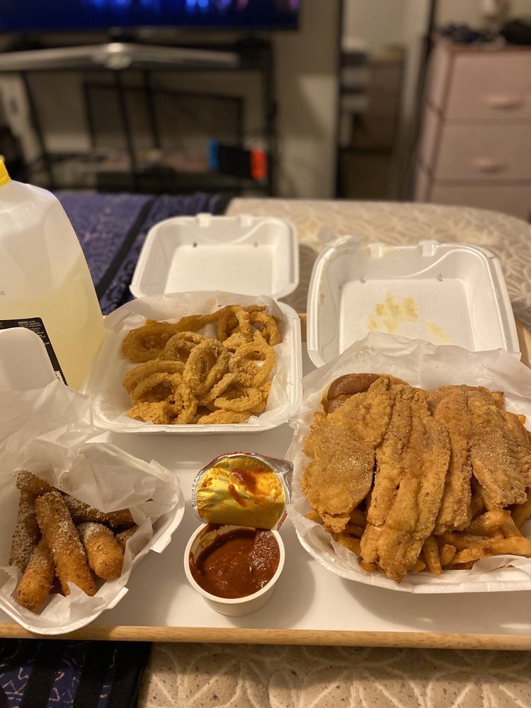 The Juicy Crawfish 5905 Jimmy Carter Blvd, Norcross