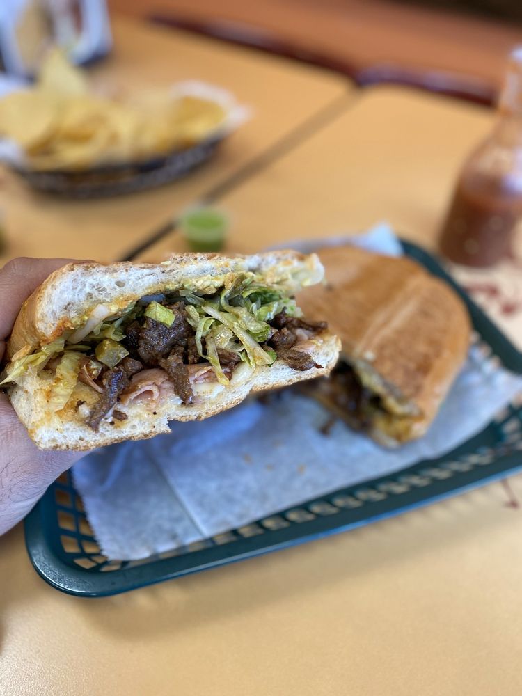 Tortas Gigantes 1175 Indian Trail Lilburn Rd NW # F, Norcross