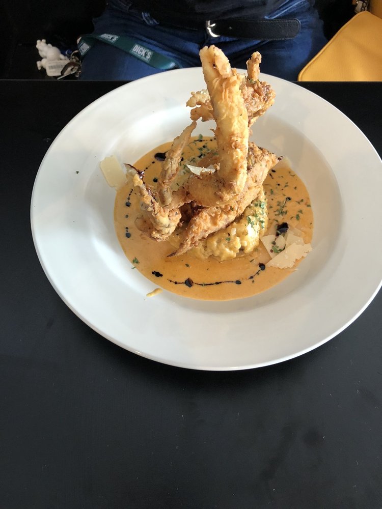 Eating Americana 5450 Peachtree Pkwy suite 7A, Norcross