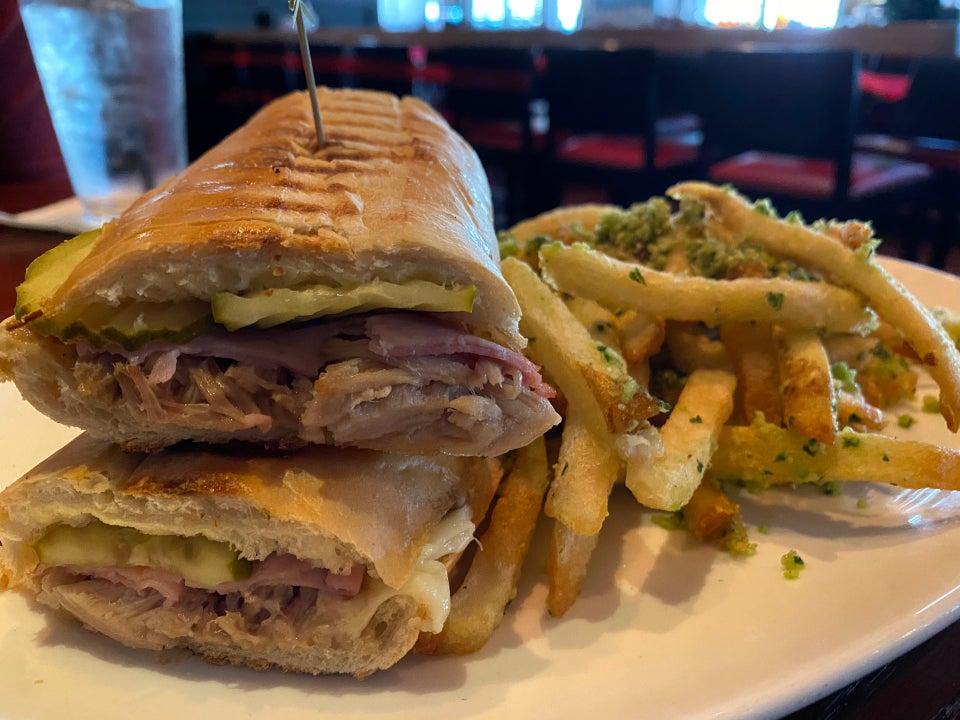 Marlow's Tavern 5210 Town Center Blvd Suite 260 Suite 260, Peachtree Corners
