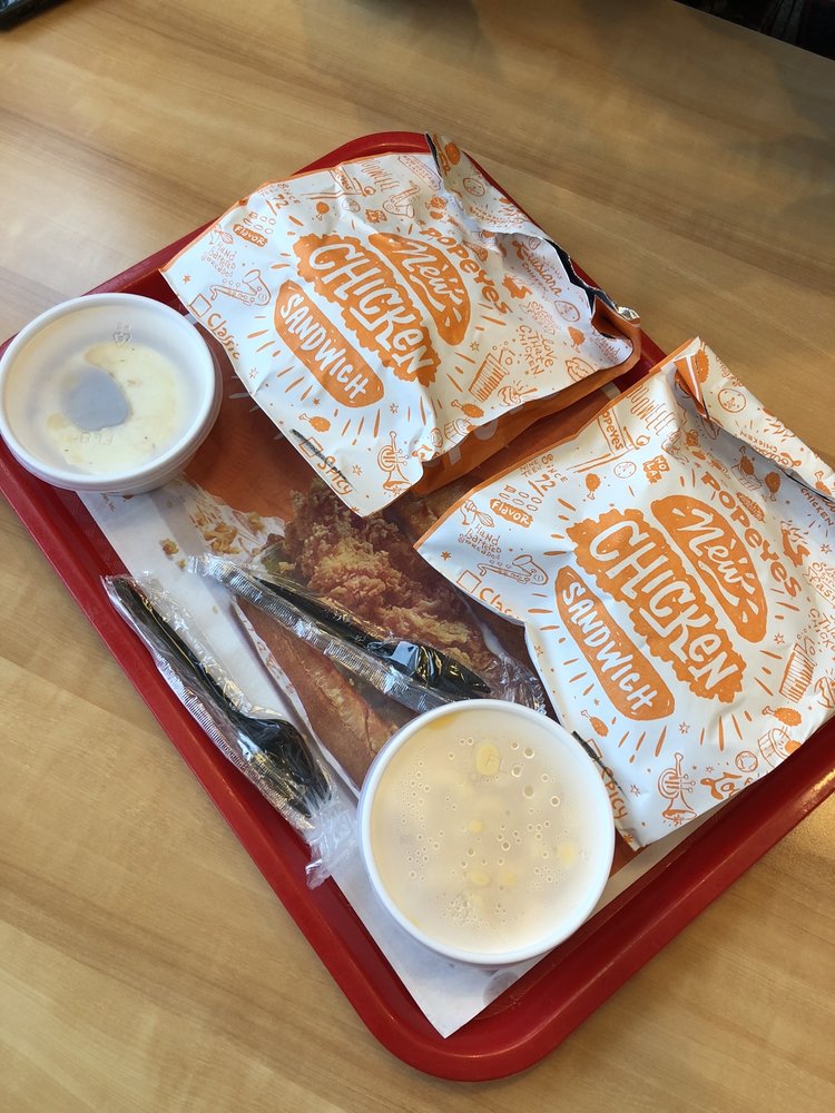 Popeyes Louisiana Kitchen 362 S Columbia Ave, Rincon
