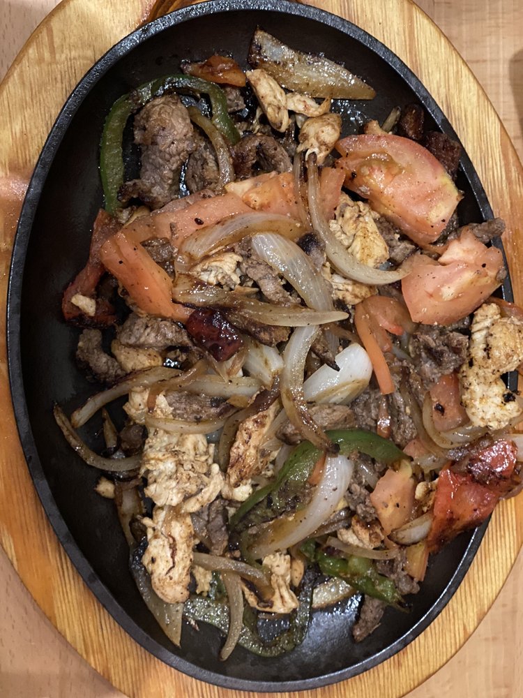 Jalapenos Mexican Grill 449 S Columbia Ave ste a, Rincon