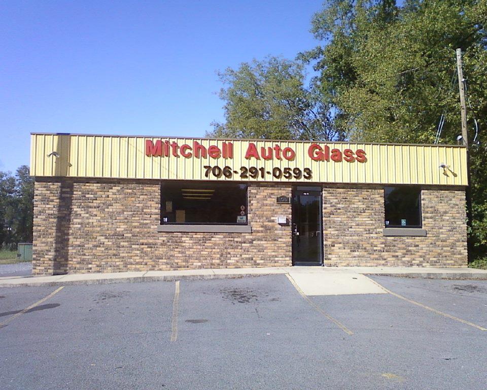 Mitchell's Auto Glass Services
