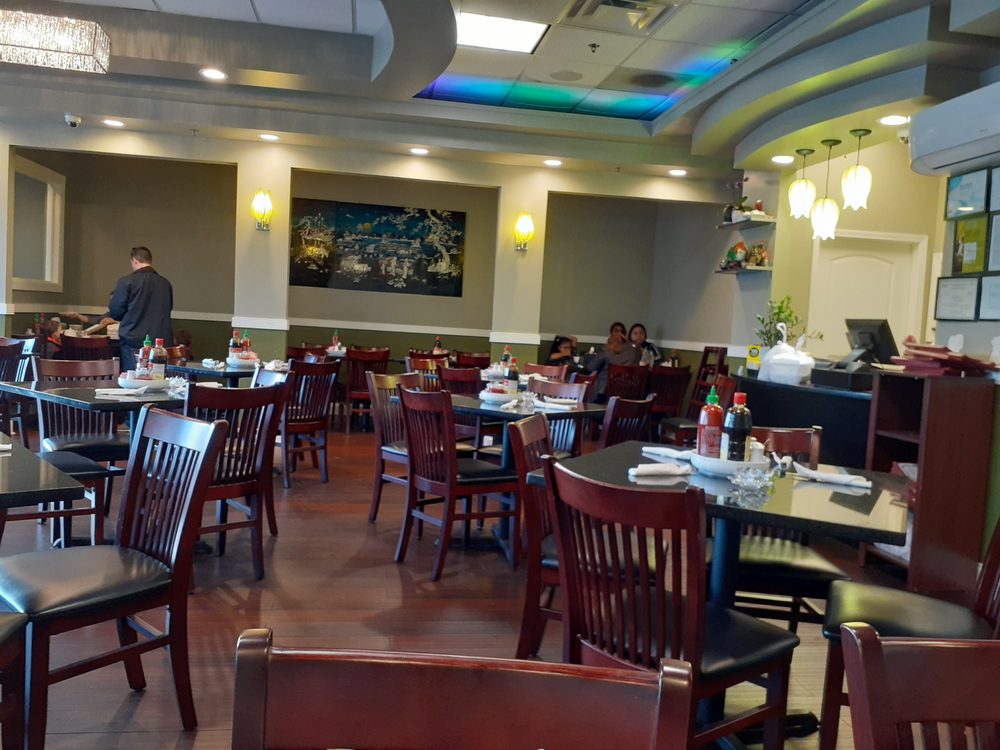 Pho Roswell 640 W Crossville Rd, Roswell