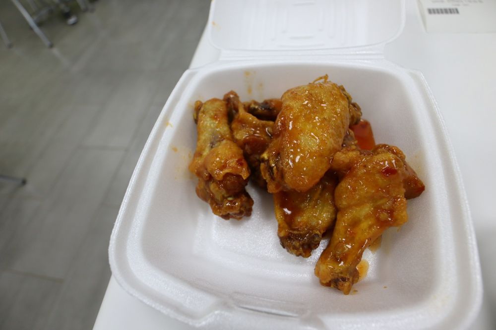 WNB Factory - Wings & Burger 2090 Dunwoody Club Dr #103, Sandy Springs