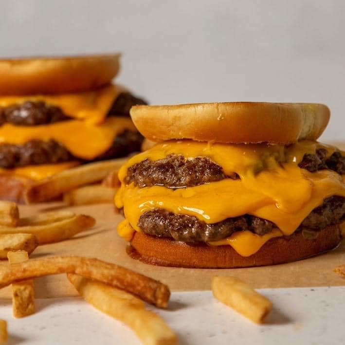 Wayback Burgers 8108 Abercorn St #120, Savannah