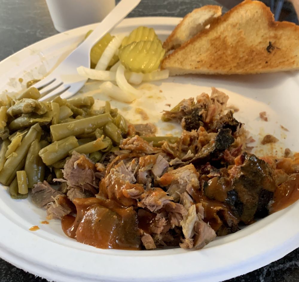 Babe's Smokehouse 701 US-80, Savannah