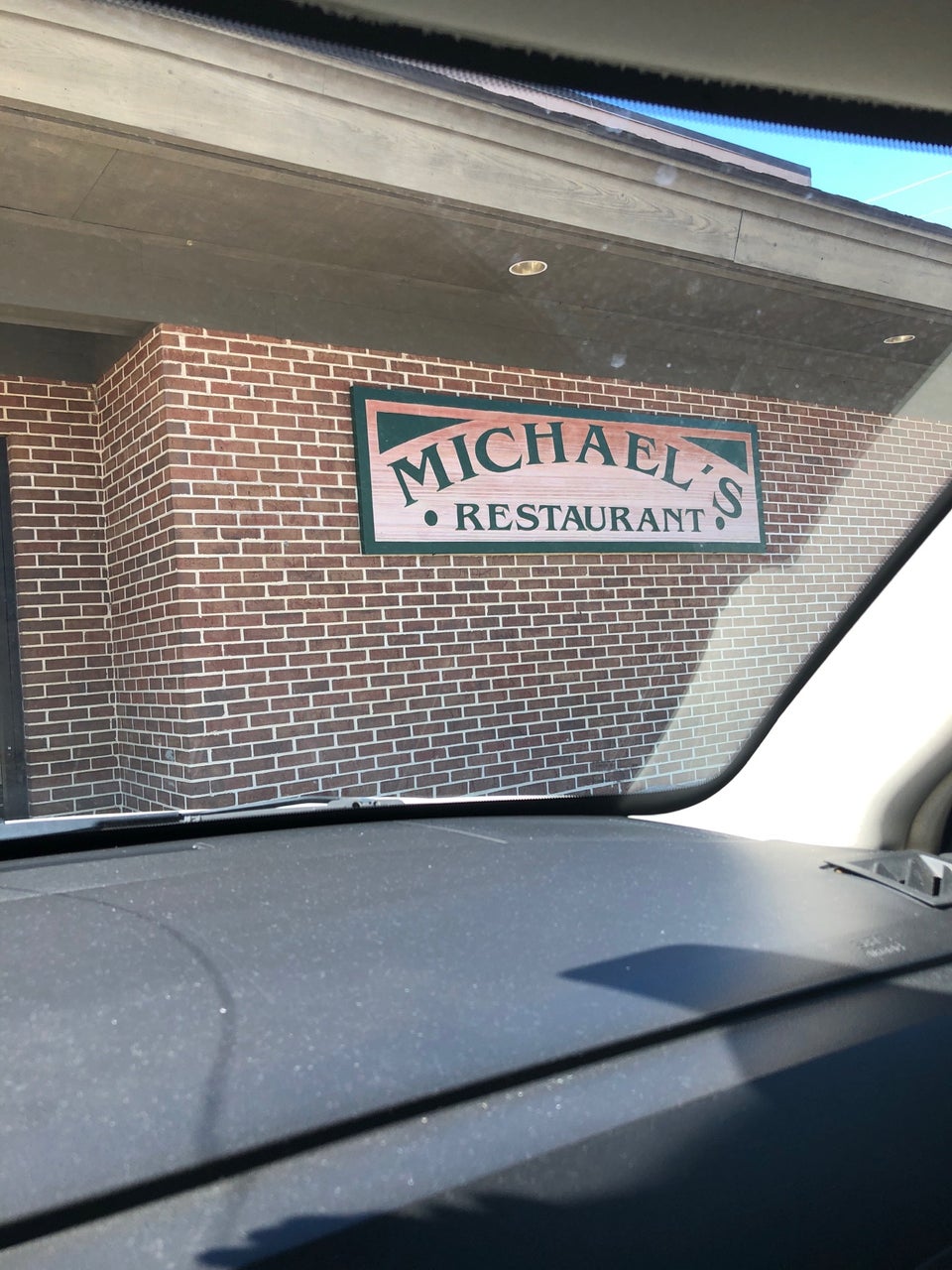 Michael's Restaurant 3811 Montgomery St, Savannah