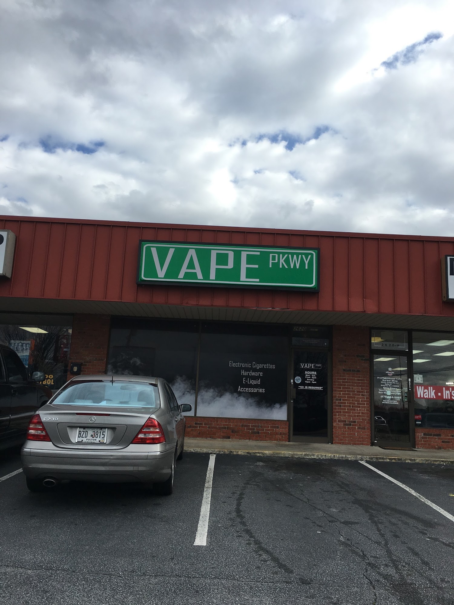 Vape Pkwy