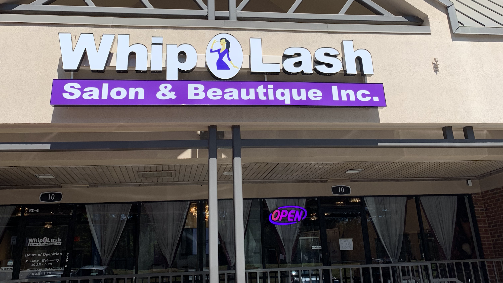 Whip-Lash Salon and Beautique