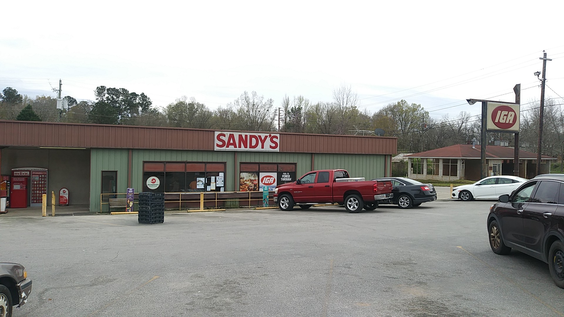 Sandy's IGA