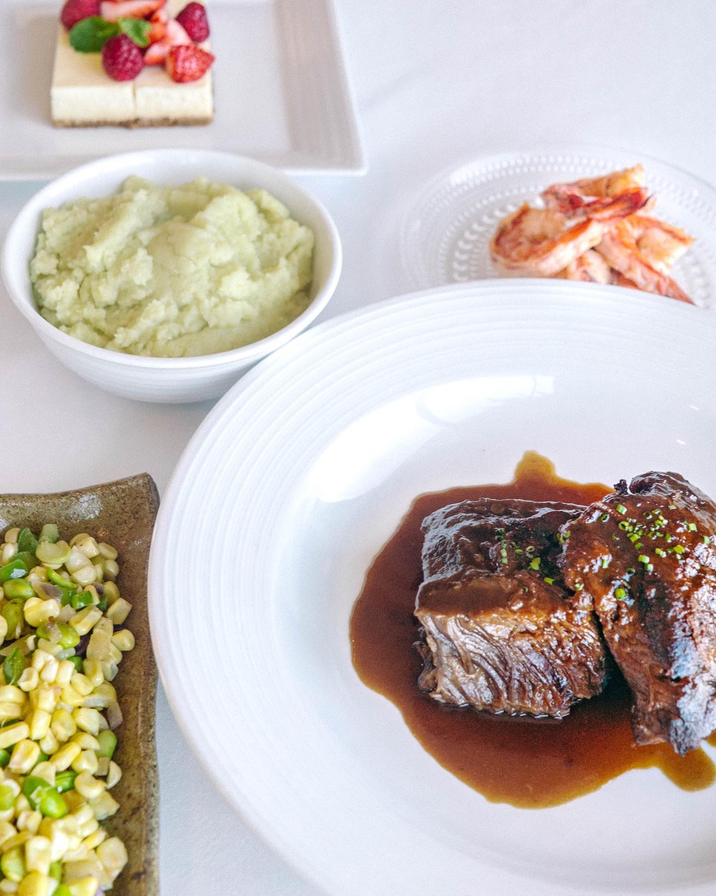 53 By The Sea 53 Ahui St, Honolulu