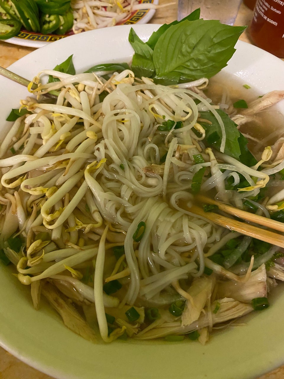 Stadium Pho Vietnamese Restaurant 4510 Salt Lake Blvd, Honolulu