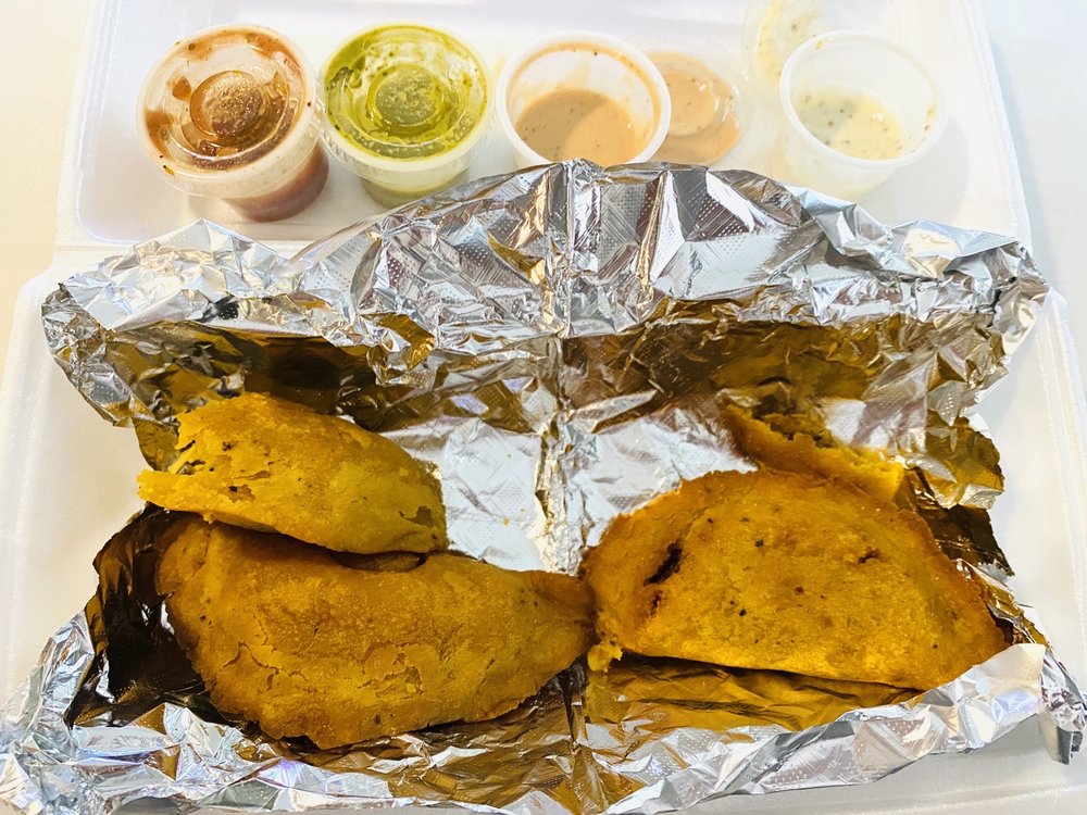 Mami's Empanadas 2525 Cartwright Rd, Honolulu