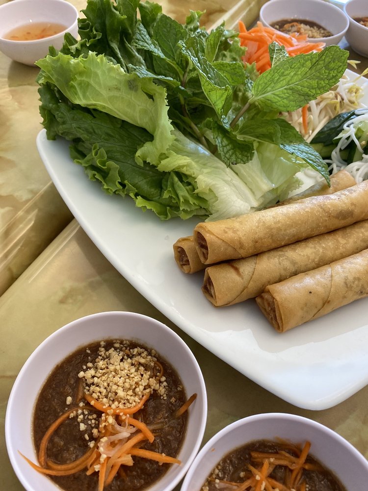 Saigon's Restaurant 3624 Waialae Ave, Honolulu