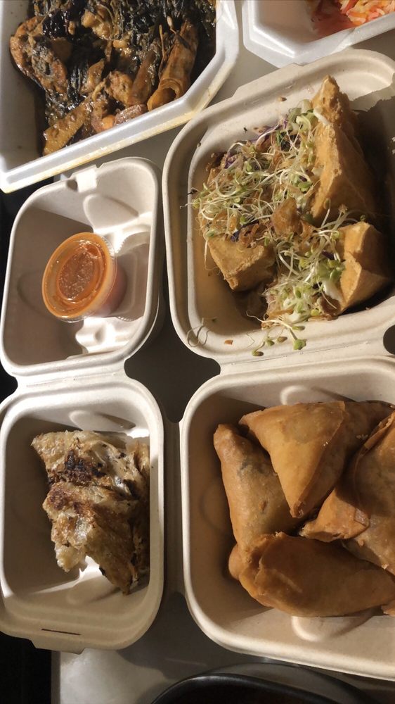 Rangoon Burmese kitchen 1131 Nuuanu Ave, Honolulu