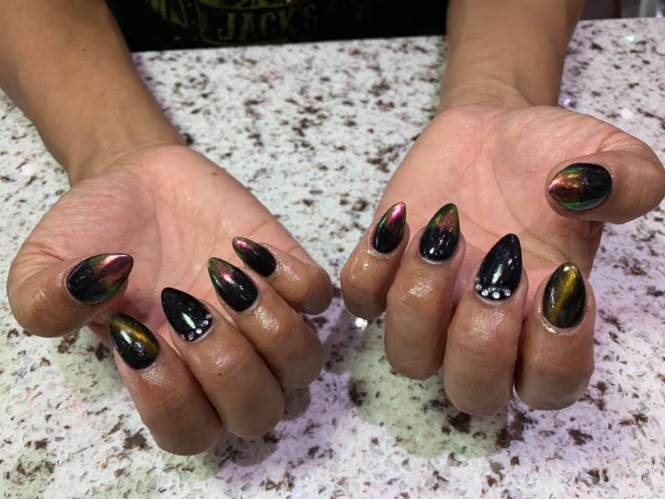 Happy Nails 3350 Lower Honoapiilani Rd, Lahaina
