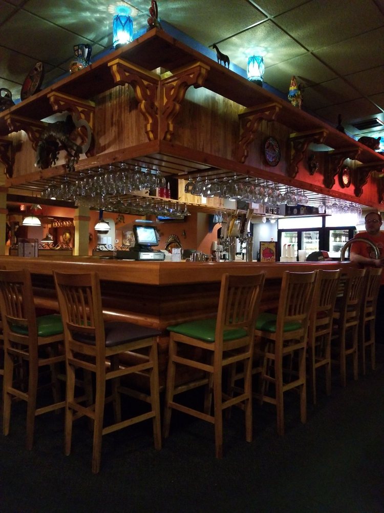Carlos O'Kelly's 2635 Edgewood Rd SW, Cedar Rapids