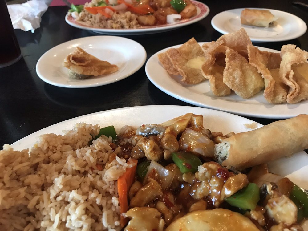 Ting's Red Lantern 540 Boyson Rd NE Ste C, Cedar Rapids
