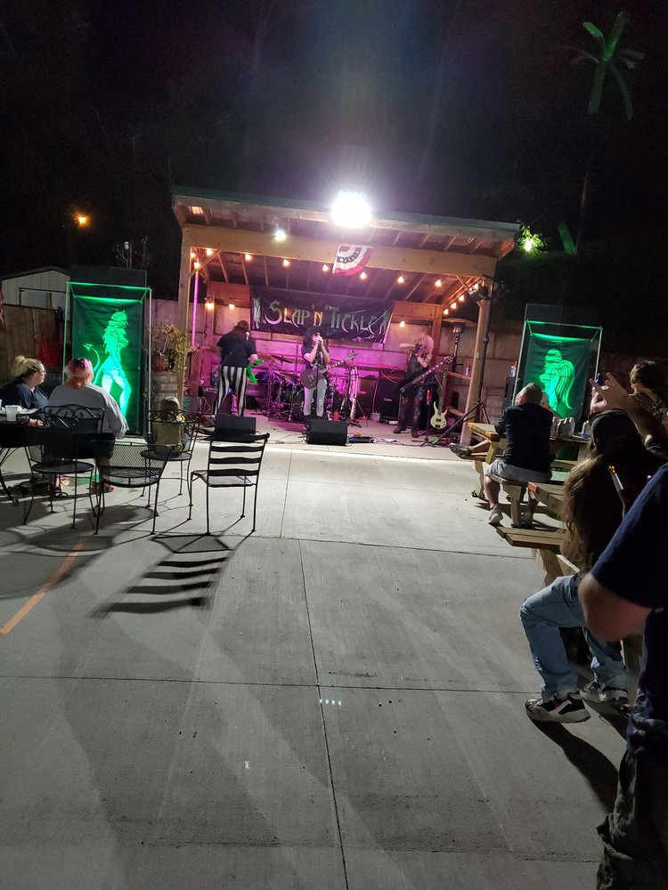 The Shack Tavern 2545 Old River Rd SW, Cedar Rapids